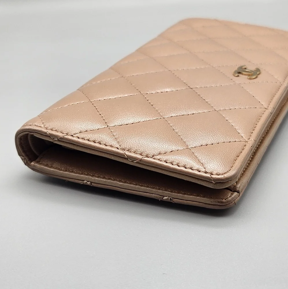 🖤CANEL Tan Quilted Leather Wallet/Clutch🖤 - Picture 11 of 17